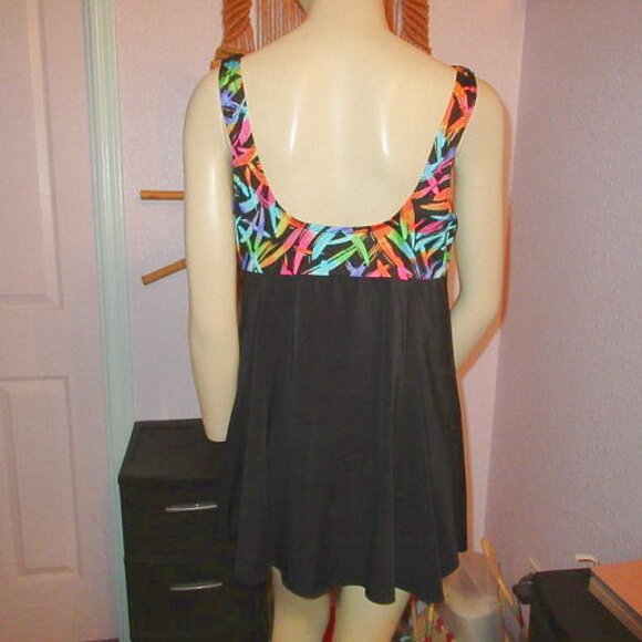 Inches Away Swim Dress Size 14 Rainbow One Piece Tummy Minimizer Slimming NEW - Picture 8 of 12